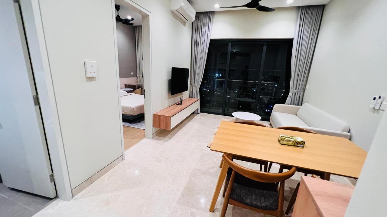 Bbcc Apartments At Lucentia Kuala Lumpur Exterior photo